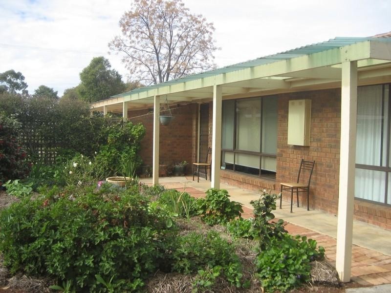 1/24 Hopetoun Street, Rochester VIC 3561