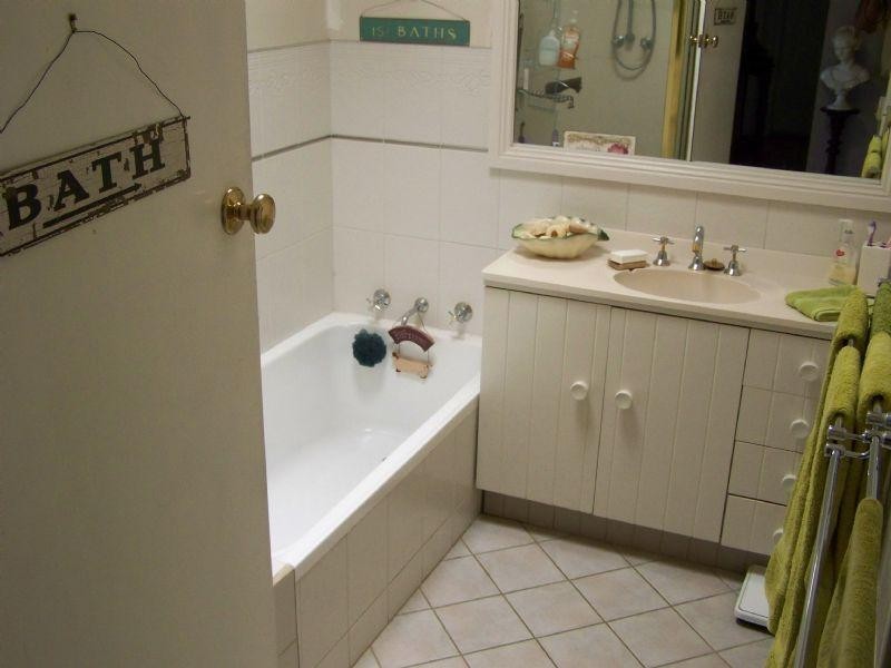 16 Grant Street, St Arnaud VIC 3478