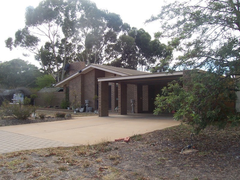 13 Gray Street, St Arnaud VIC 3478