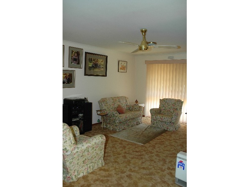 13 Gray Street, St Arnaud VIC 3478