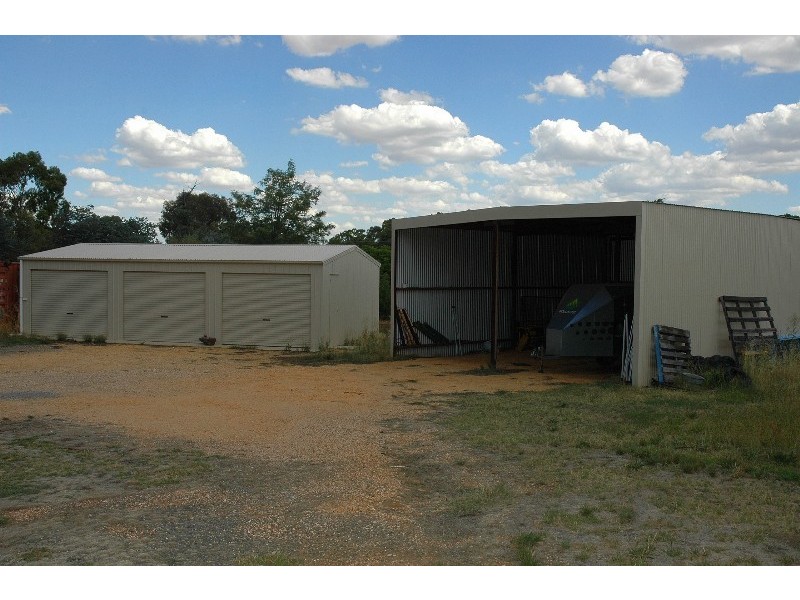 13 Gray Street, St Arnaud VIC 3478