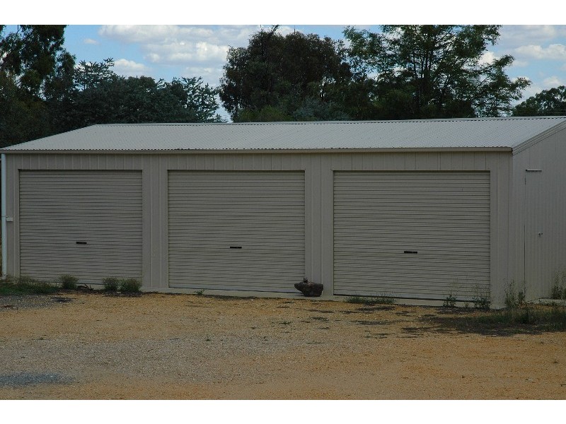 13 Gray Street, St Arnaud VIC 3478