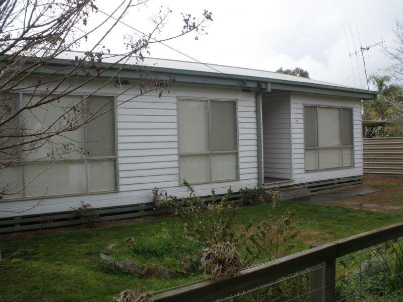 46 Dudley Street, Rochester VIC 3561