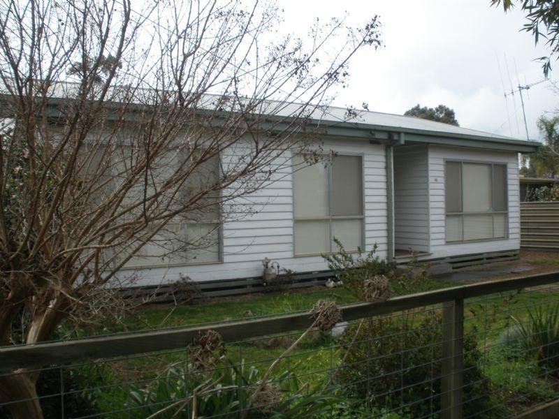 46 Dudley Street, Rochester VIC 3561