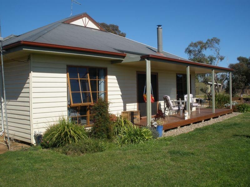 1695 Webb Road, Rochester VIC 3561