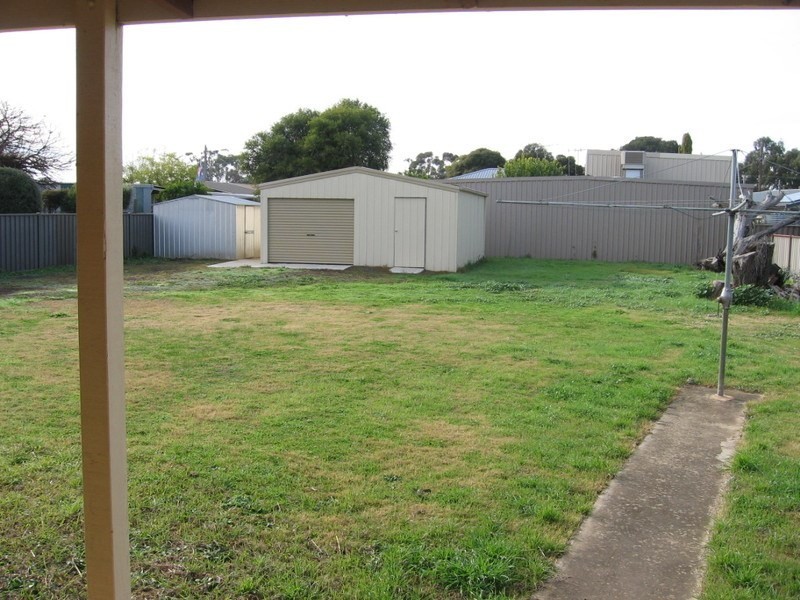 19 High Street, Rochester VIC 3561