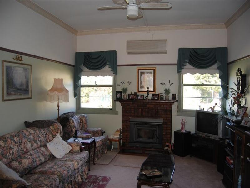 3881 Sunraysia Highway, Stuart Mill VIC 3478