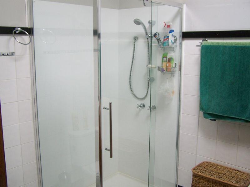 8 Nelson Parade, St Arnaud VIC 3478