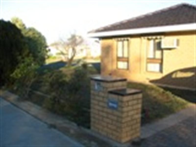 15 Dudley Street, Rochester VIC 3561