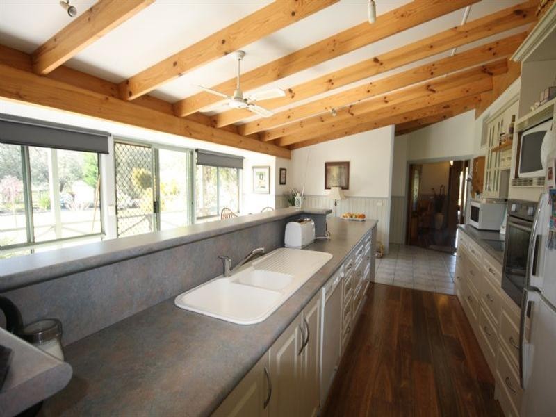 6533 Northern Highway, Rochester VIC 3561