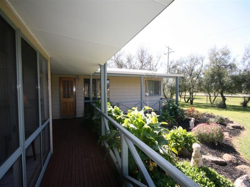 6533 Northern Highway, Rochester VIC 3561