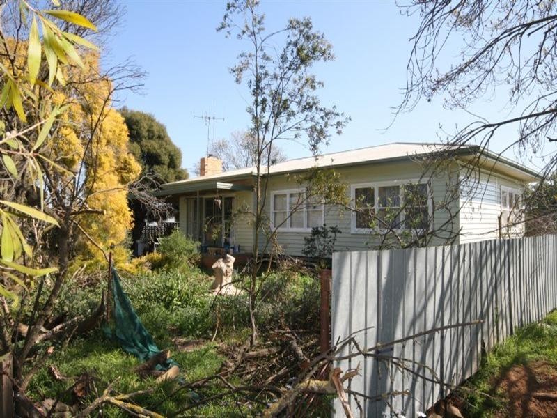 1952 McColl Road, Tennyson VIC 3572