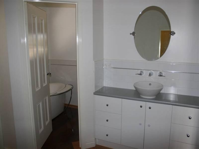 41 Echuca Road, Rochester VIC 3561