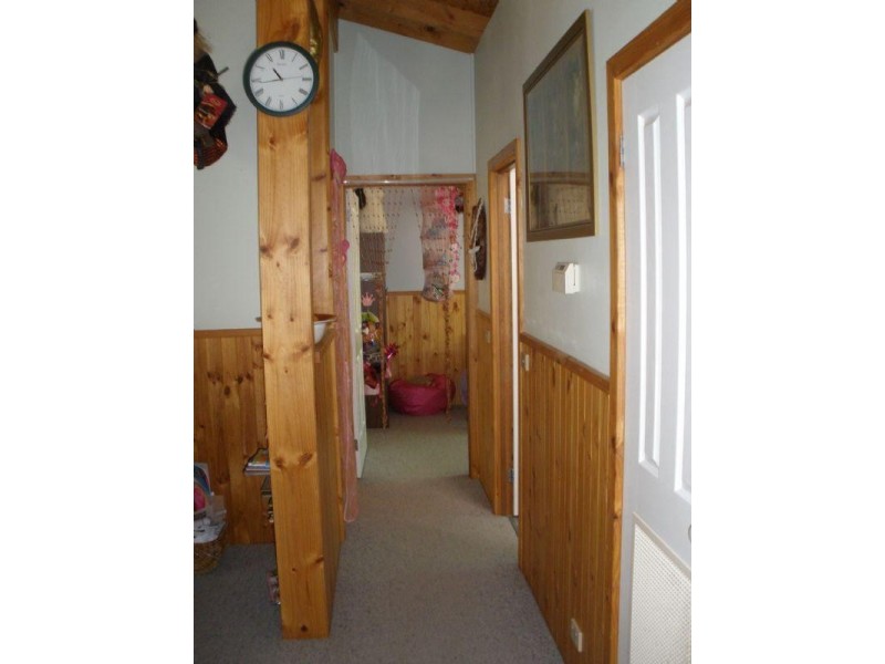 33 Francis Street, Rochester VIC 3561