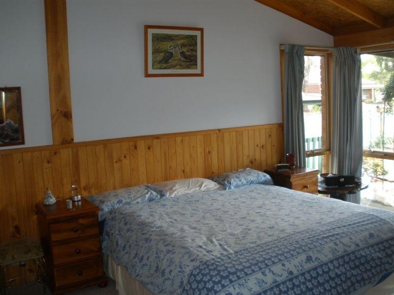 33 Francis Street, Rochester VIC 3561