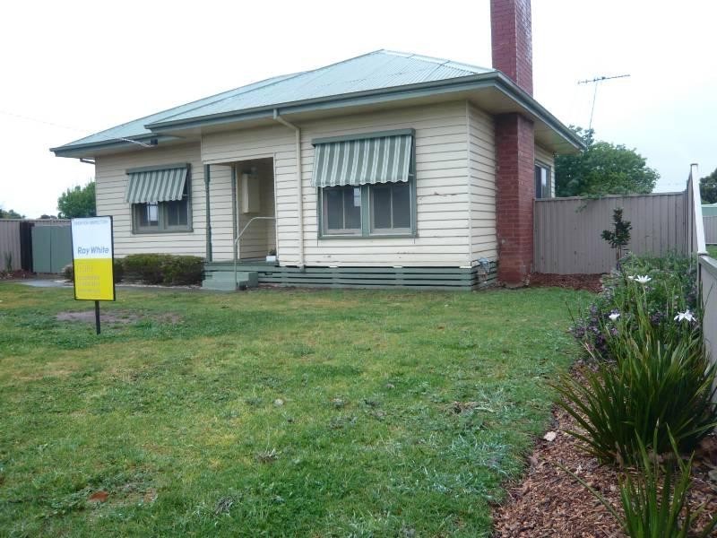 29 Queen Street, Rochester VIC 3561