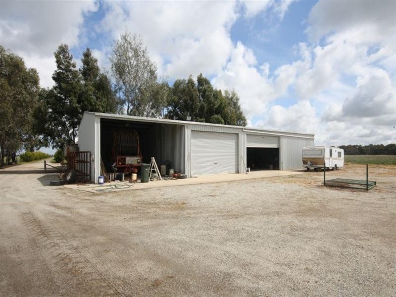 8206 Northern Highway, Echuca VIC 3564