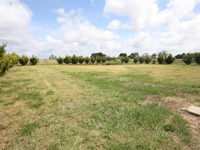 8206 Northern Highway, Echuca VIC 3564