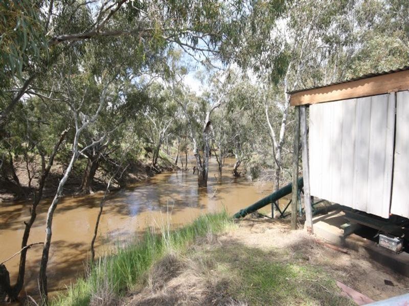 8206 Northern Highway, Echuca VIC 3564