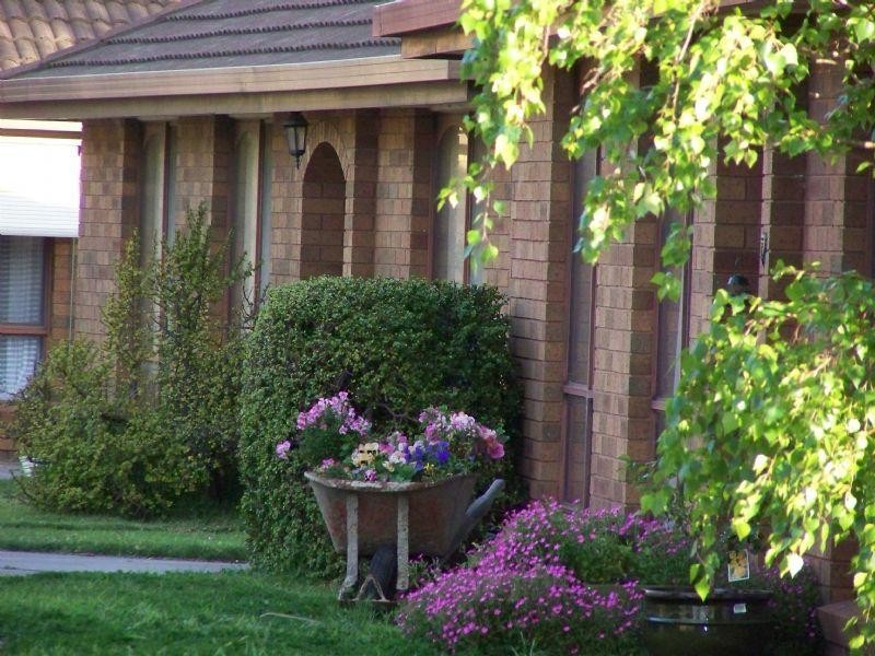 No 5, Unit 2. Jones Street., St Arnaud VIC 3478