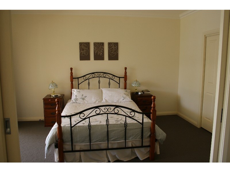 30 King Street, Rochester VIC 3561