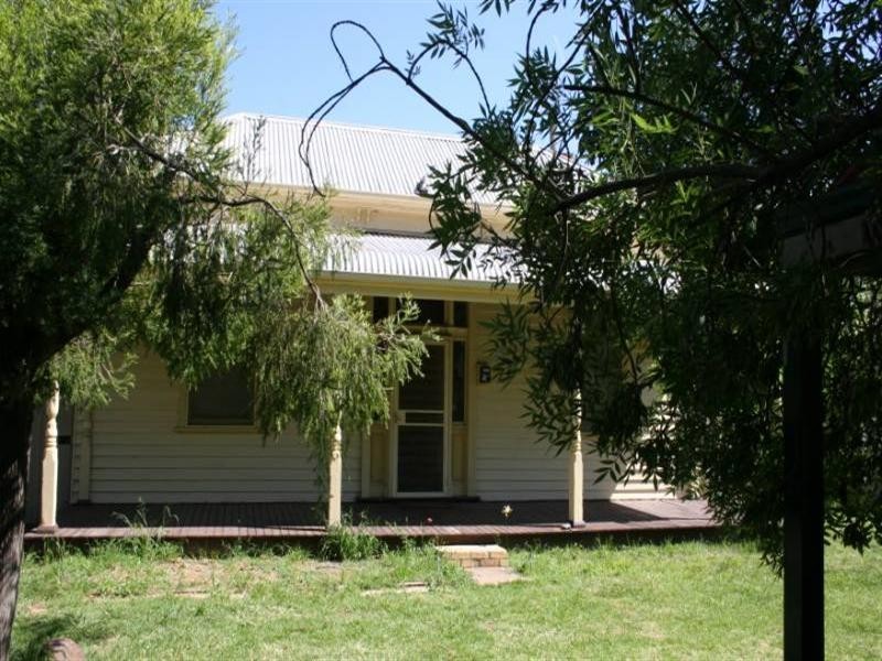 143 Michie, Elmore VIC 3558