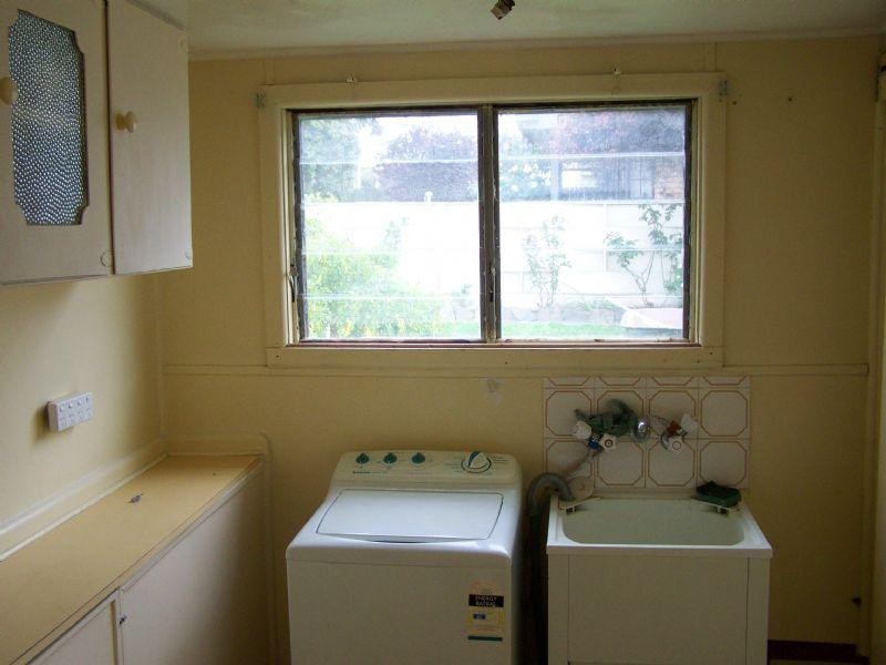 18 Navarre Road, St Arnaud VIC 3478