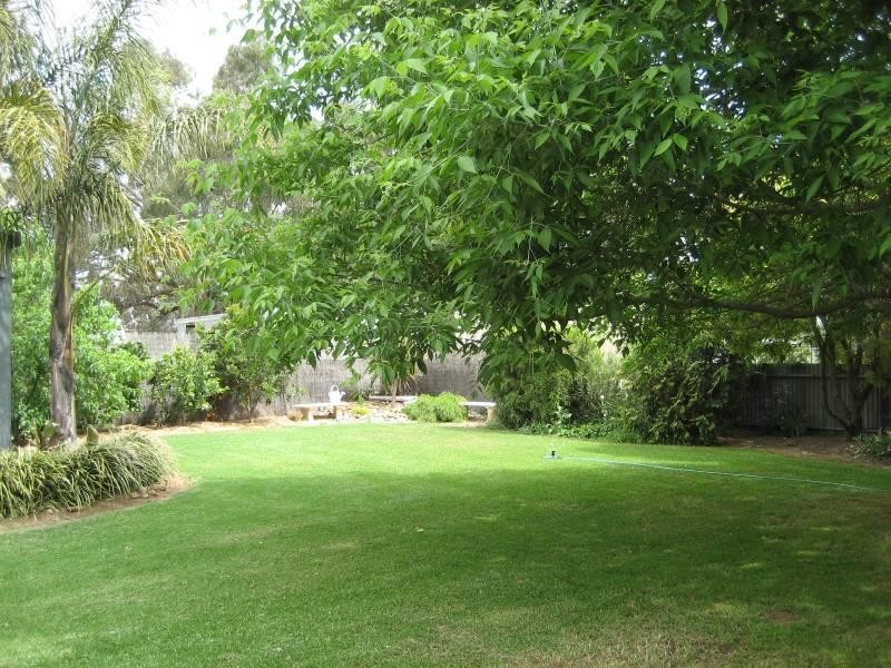 63 Lowry Street, Rochester VIC 3561