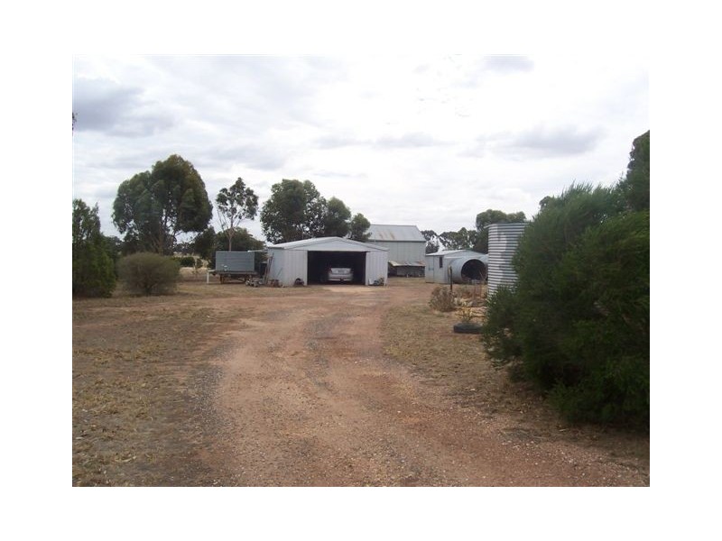 47 Sloanes Road, St Arnaud VIC 3478