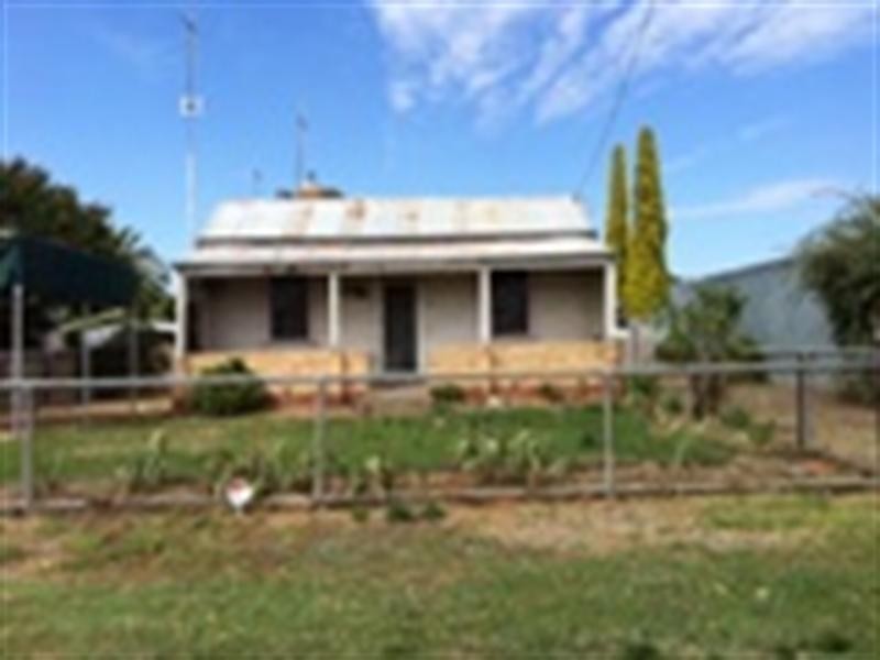 9 George Street, Rochester VIC 3561