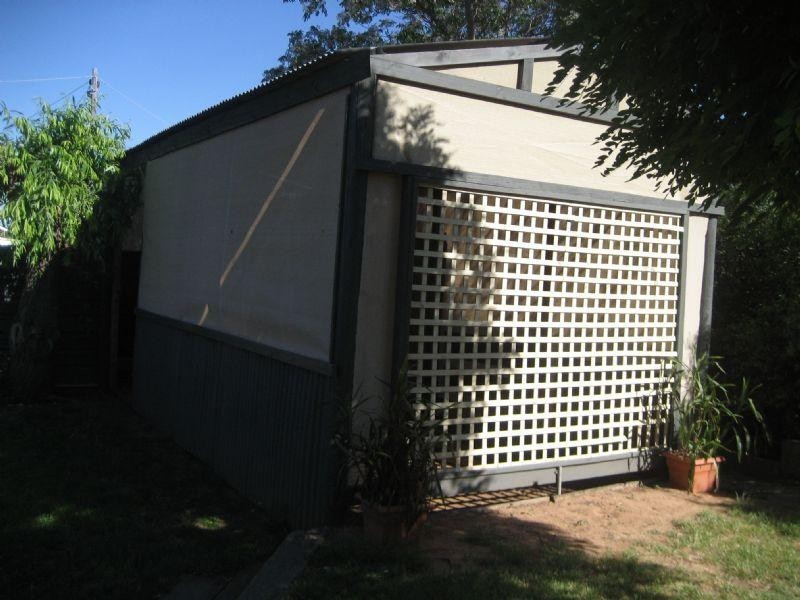 11 Victoria Street, Rochester VIC 3561