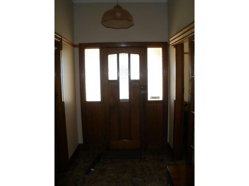 10 Victoria Street, Rochester VIC 3561