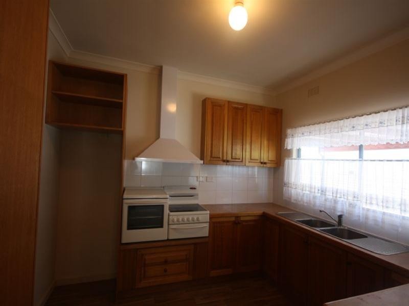 20 McKenzie Street, Rochester VIC 3561