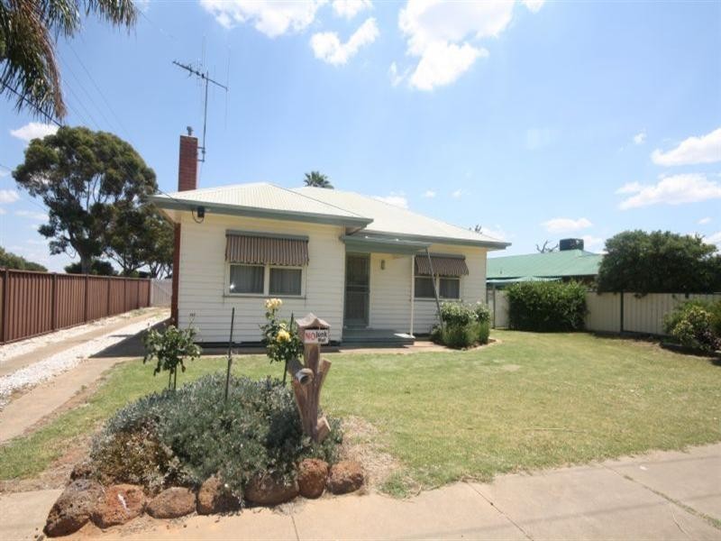 2 King Street, Rochester VIC 3561