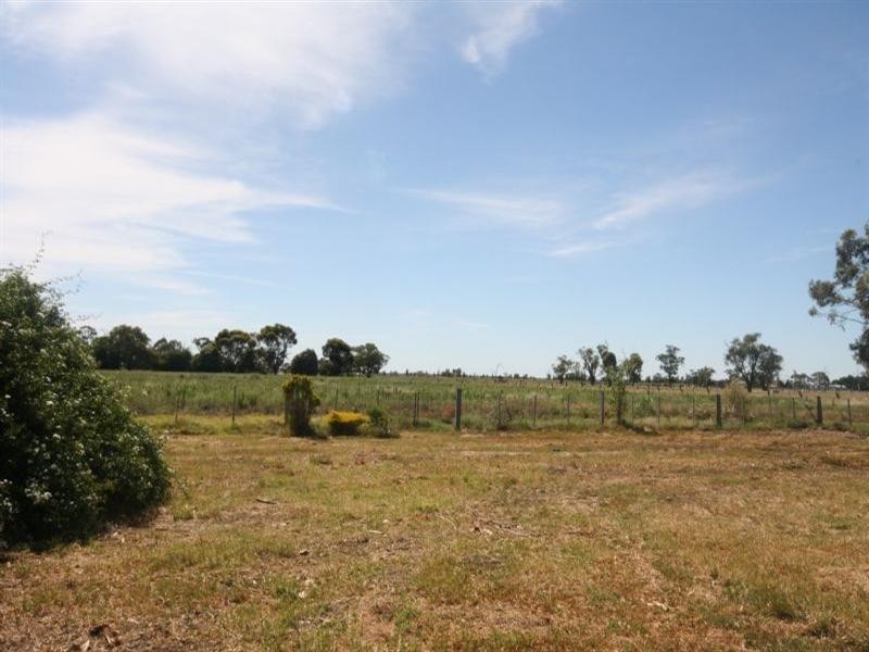 165 Randalls Road, Leitchville VIC 3567