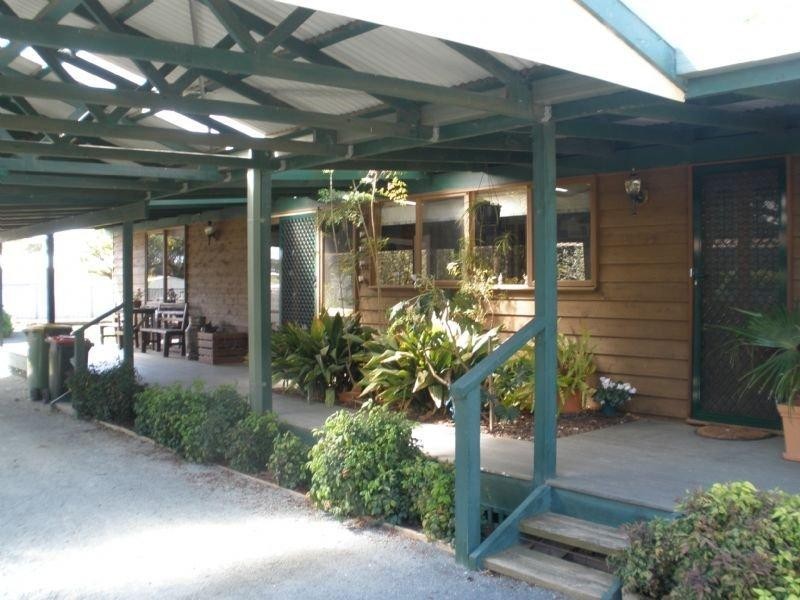 33 Francis Street, Rochester VIC 3561