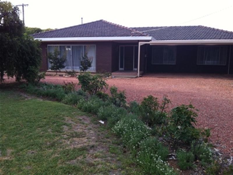 21 Diggora Road, Rochester VIC 3561