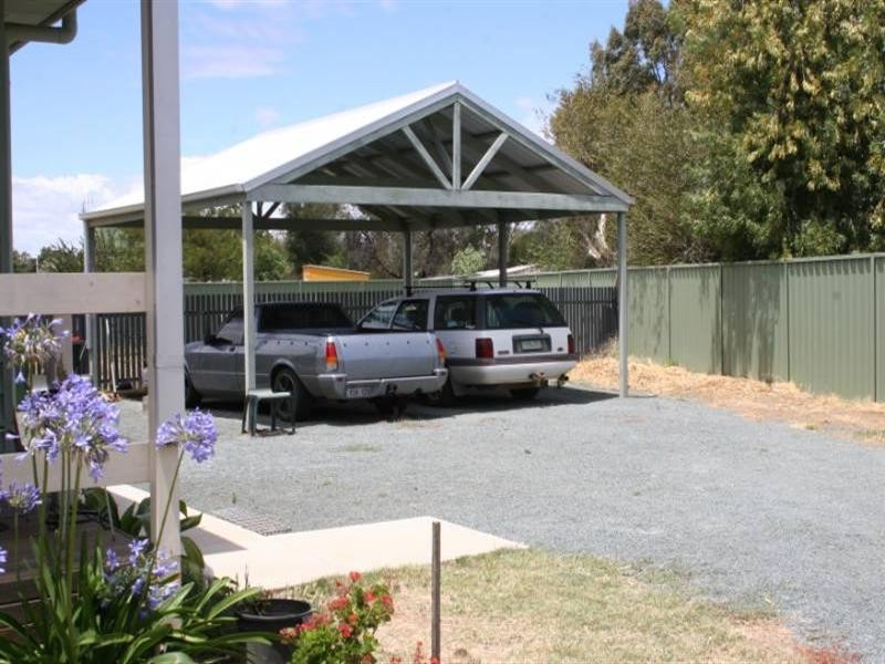 101 Echuca Road, Rochester VIC 3561