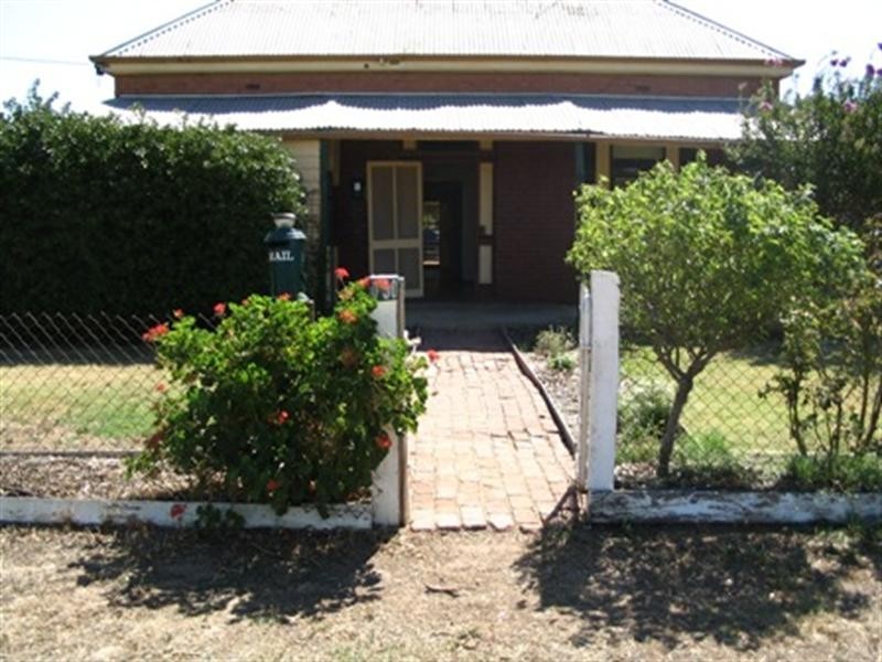 50 High Street, Rochester VIC 3561
