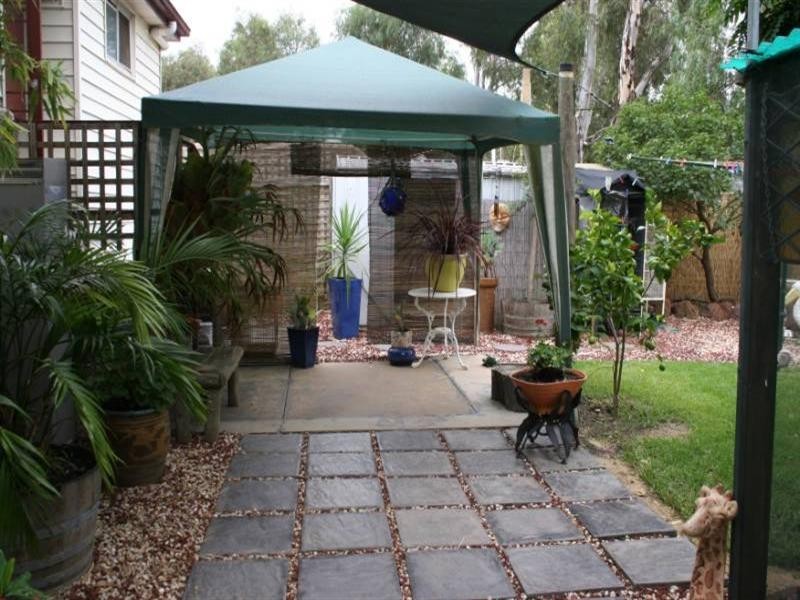 UNIT 16 Caravan Park, Rochester VIC 3561
