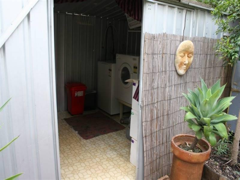 UNIT 16 Caravan Park, Rochester VIC 3561