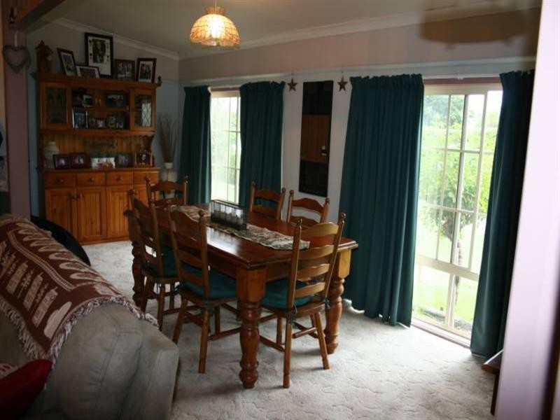 16 Northcote Street, Rochester VIC 3561