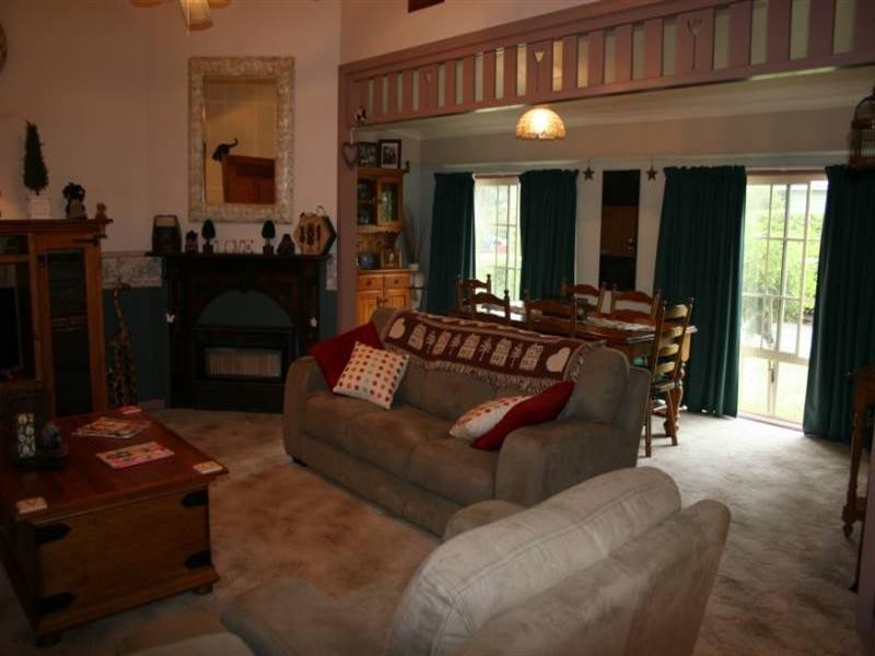 16 Northcote Street, Rochester VIC 3561