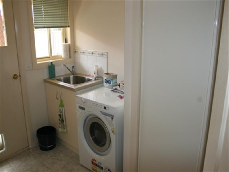 12 Doyle Street, Rochester VIC 3561