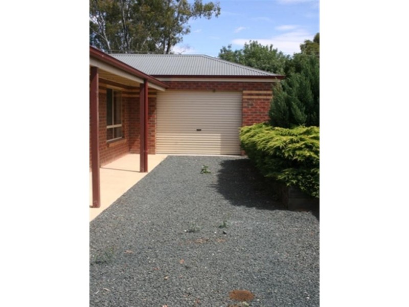 12 Doyle Street, Rochester VIC 3561
