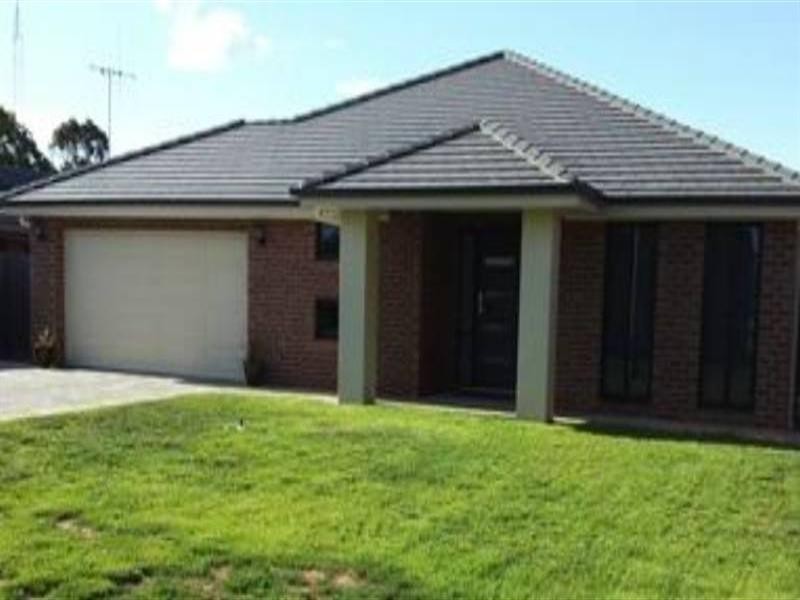 80 McKenzie Street, Rochester VIC 3561