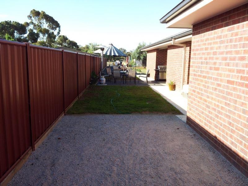 80 McKenzie Street, Rochester VIC 3561
