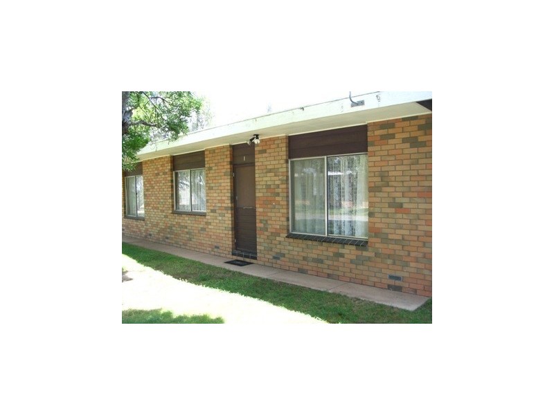 1/26 Railway Road, Rochester VIC 3561