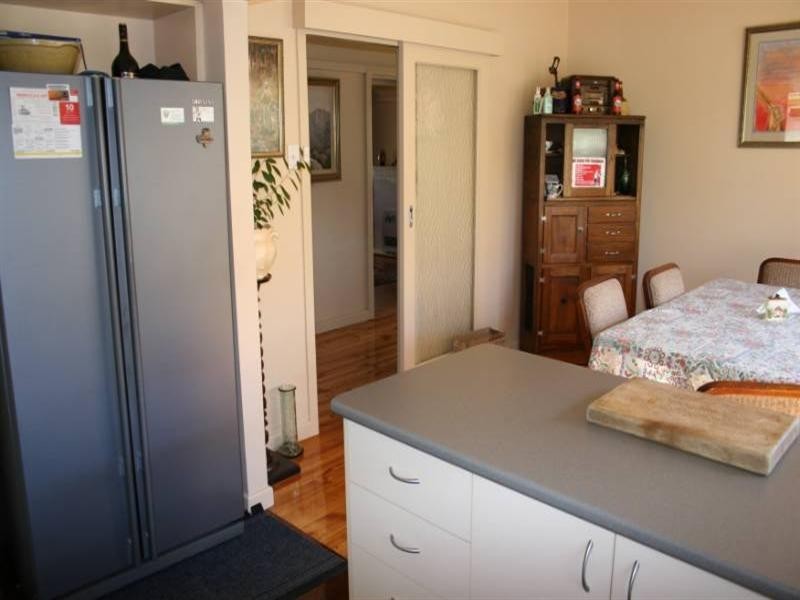 11 Edward Street, Rochester VIC 3561