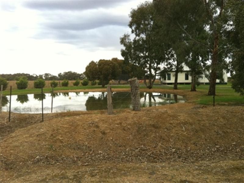 667 McColl Road, Ballendella VIC 3561